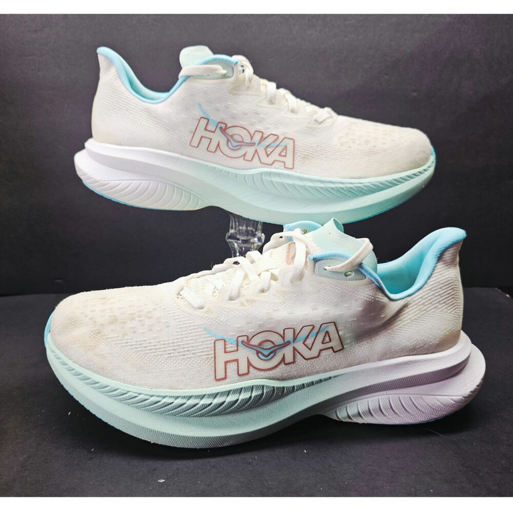 Hoka Women 9.5 Comfy footwear//